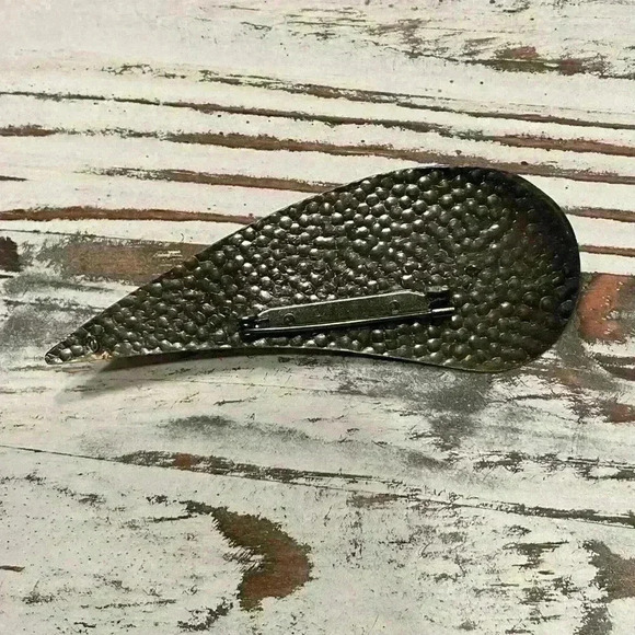 Brass and Bead Brooch - Picture 4 of 6